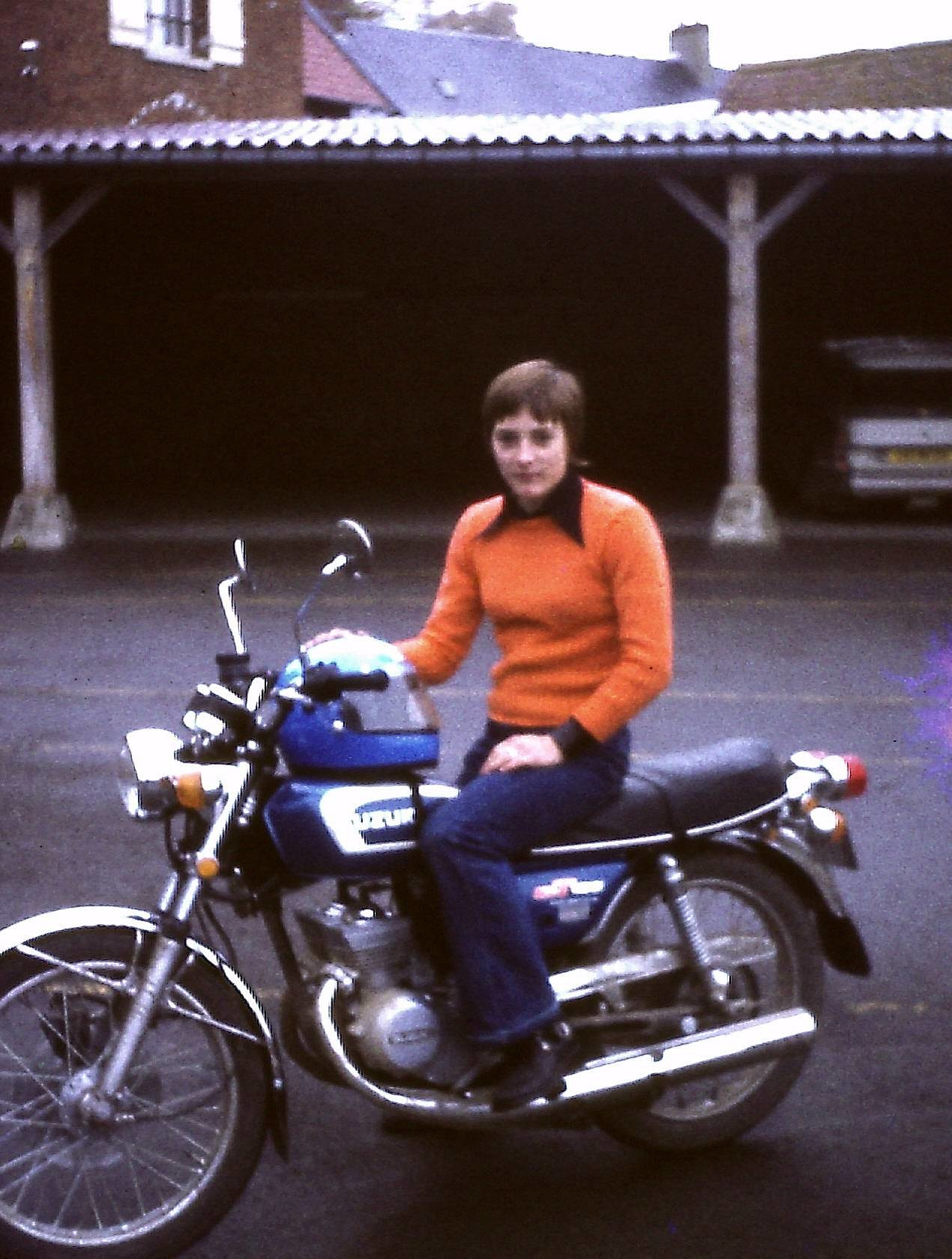 1974 Sylvie Suzuki 125 GT-2.jpg